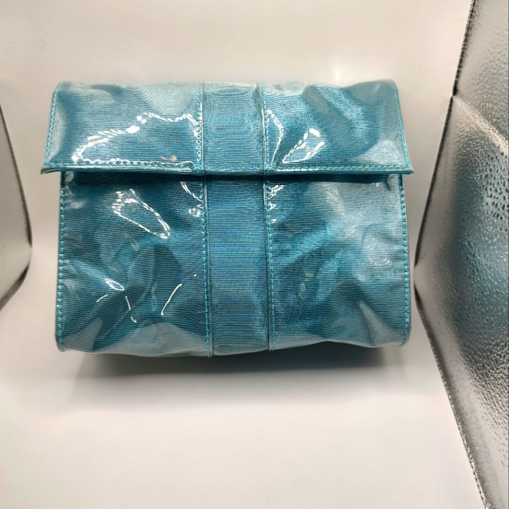 💥3/$20 Estee Lauder Cosmetic Snap Close Bag!